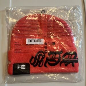 Supreme New Era Blackletter Beanie